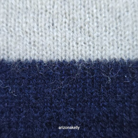 NWOT The Cashmere Project Knit Cashmere Wrap Scarf Blue & White Stripe - Picture 11 of 12